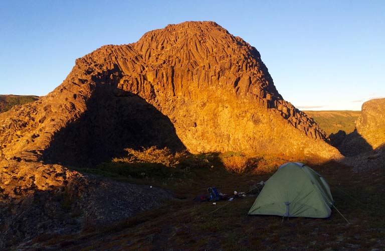 trekking-island-backpacking-iceland-camping-island-zelten