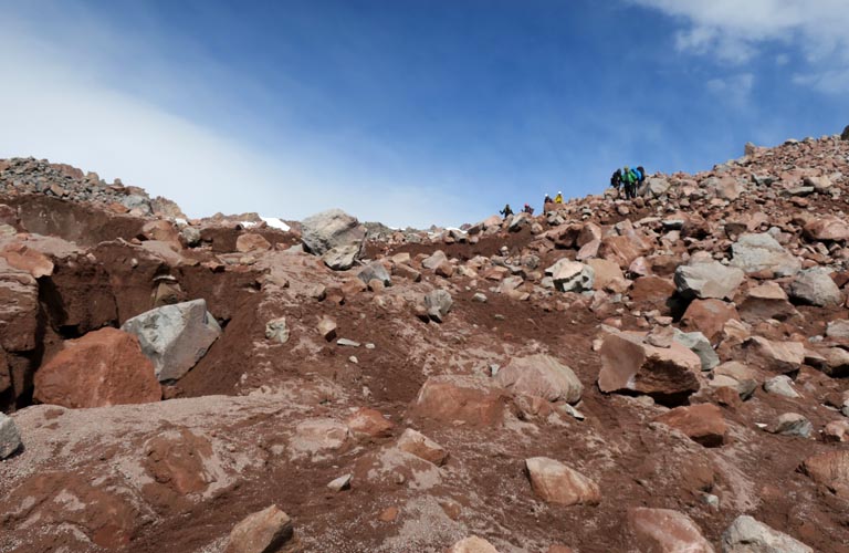 Solo-Bergsteigen Kasbek Mount Kazbek Georgien Kaukasus Reisebericht