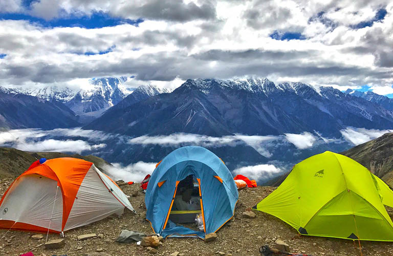 Outdoor Geschenkideen Weihnachten Bergsteigen Ausrüstung